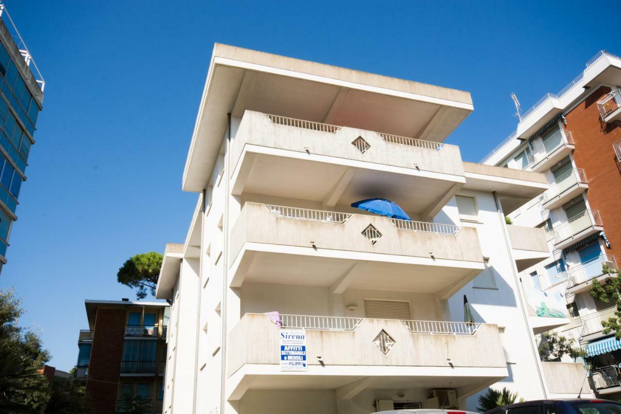 Sirena Apartments Llido Degli Estensi Exteriör bild